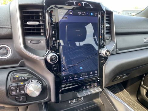 Used 2023 RAM 1500 Laramie AWD/4WD image 16