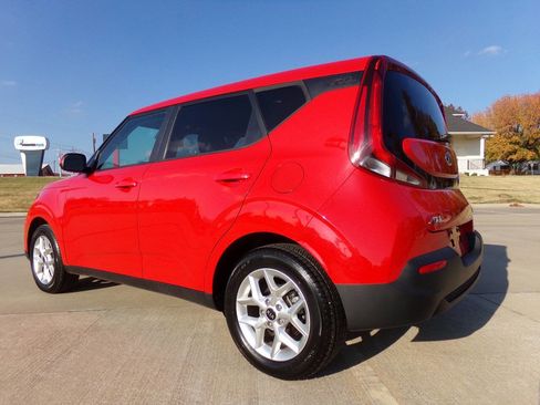 Used 2021 Kia Soul S image 28