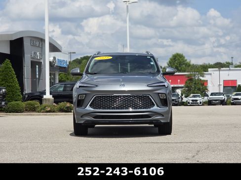 Used 2025 Buick Encore GX Avenir w/ Avenir Technology Package AWD/4WD image 2