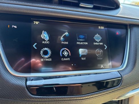 Used 2018 Cadillac XT5 Luxury image 27