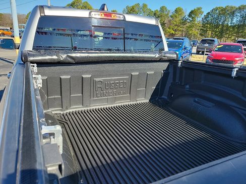 Used 2022 RAM 1500 Laramie image 11