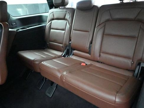 Certified 2025 Lincoln Navigator Reserve AWD/4WD image 24