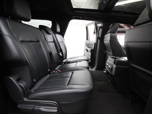 Used 2021 Ford Expedition Max XLT image 31