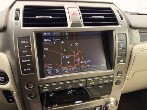 Used 2019 Lexus GX 460 Luxury AWD/4WD image 23