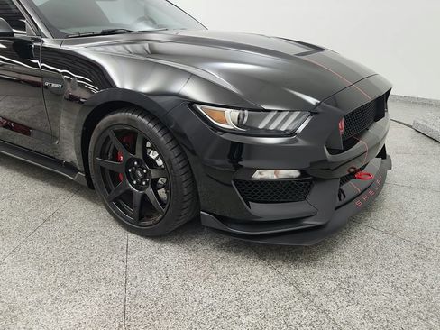 Used 2017 Ford Mustang Shelby GT350R w/ GT350R Equipment Group 920A RWD image 79