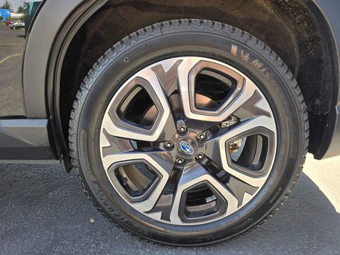 Certified 2023 Subaru Ascent Limited w/ Technology Package AWD/4WD image 6