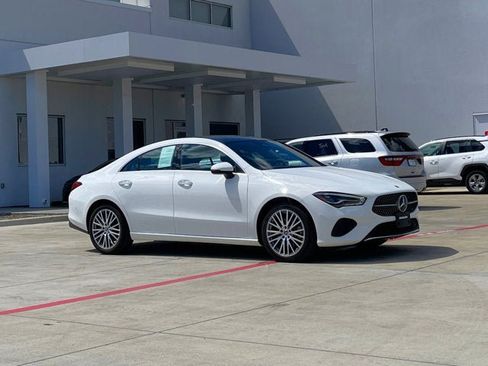 Used 2025 Mercedes-Benz CLA 250 image 8