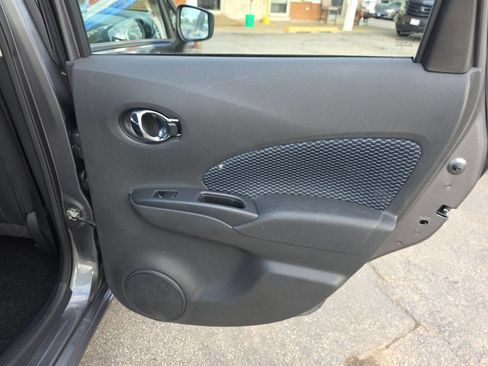 Used 2019 Nissan Versa Note SV FWD image 25
