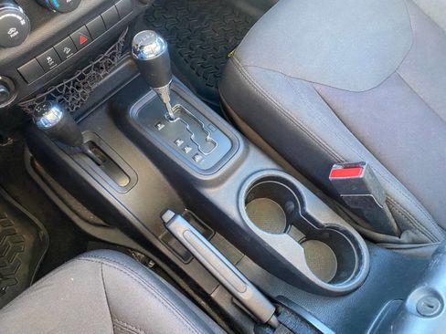 Used 2016 Jeep Wrangler Unlimited Sport w/ Quick Order Package 24S image 17