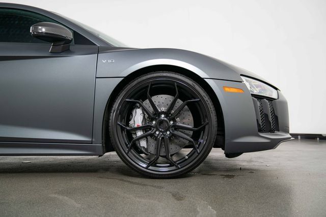 Used 2017 Audi R8 V10 plus AWD/4WD image 11