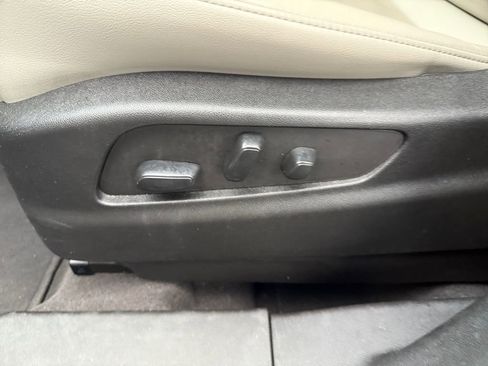 Used 2023 Cadillac XT4 Premium Luxury image 26