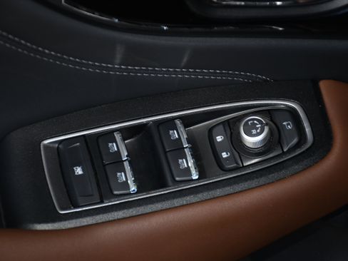 Used 2022 Subaru Outback Touring w/ Popular Package #2 image 11