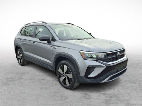 Used 2023 Volkswagen Taos S image 7