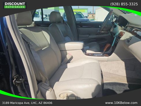 Used 2002 Cadillac Seville STS w/ Premium Luxury Pkg image 9