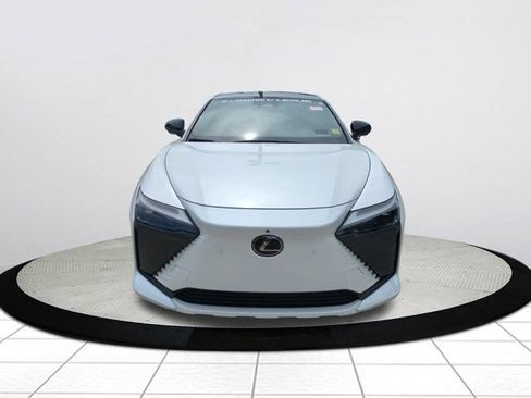 Used 2024 Lexus RZ 300e Premium w/ Accessory Package (2T) FWD image 9