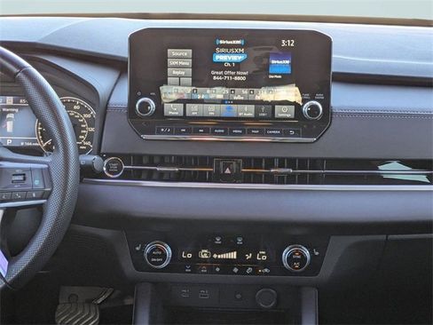 Used 2022 Mitsubishi Outlander SEL image 16