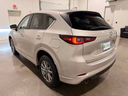 Used 2025 MAZDA CX-5 AWD 2.5 S w/ Preferred Package image 7