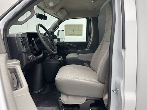 New 2025 Chevrolet Express 3500 w/ Power Convenience Package RWD image 14