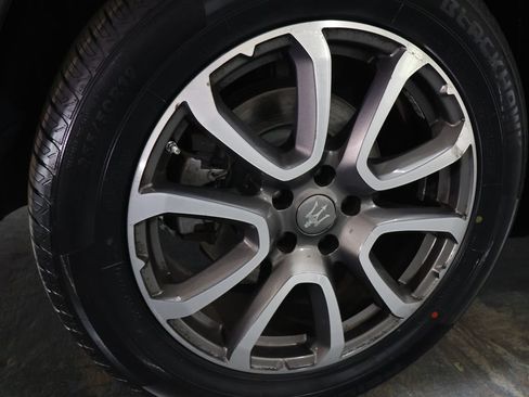 Used 2018 Maserati Levante AWD/4WD image 29
