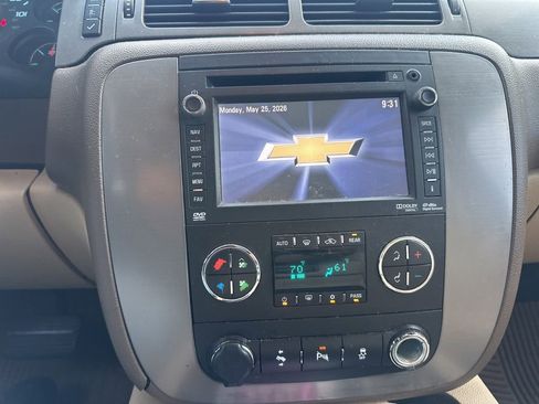 Used 2013 Chevrolet Tahoe LT AWD/4WD image 23