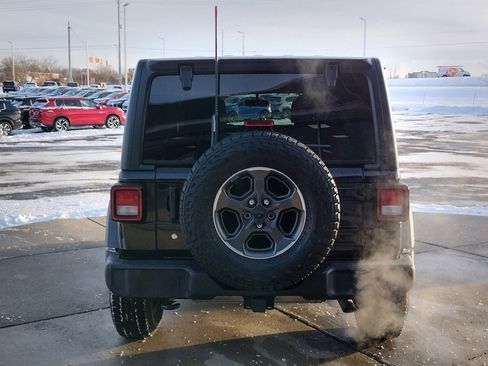 Used 2019 Jeep Wrangler Unlimited Sport S image 17