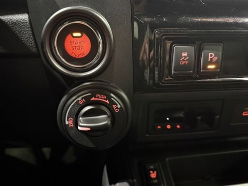 Certified 2021 Nissan Titan PRO-4X w/ Pro-4x Convenience Package image 25