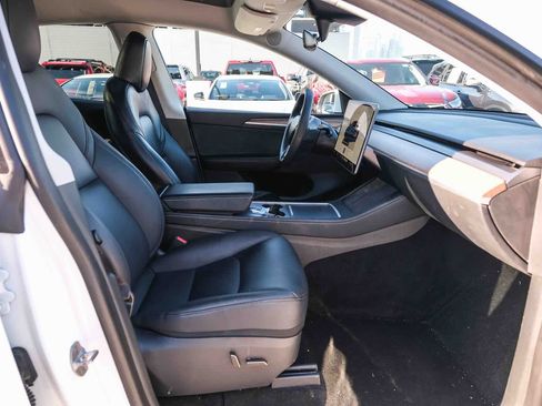 Used 2023 Tesla Model Y Long Range AWD/4WD image 16