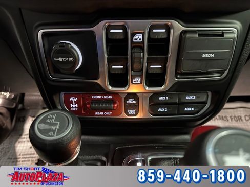 Used 2024 Jeep Wrangler Unlimited Rubicon image 28