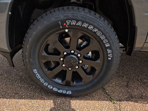 New 2026 RAM 2500 Big Horn AWD/4WD image 22