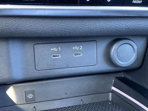 Used 2024 Nissan Rogue SL w/ SL Premium Package image 24