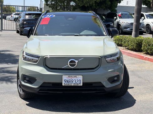 Used 2021 Volvo XC40 P8 Recharge AWD/4WD image 2