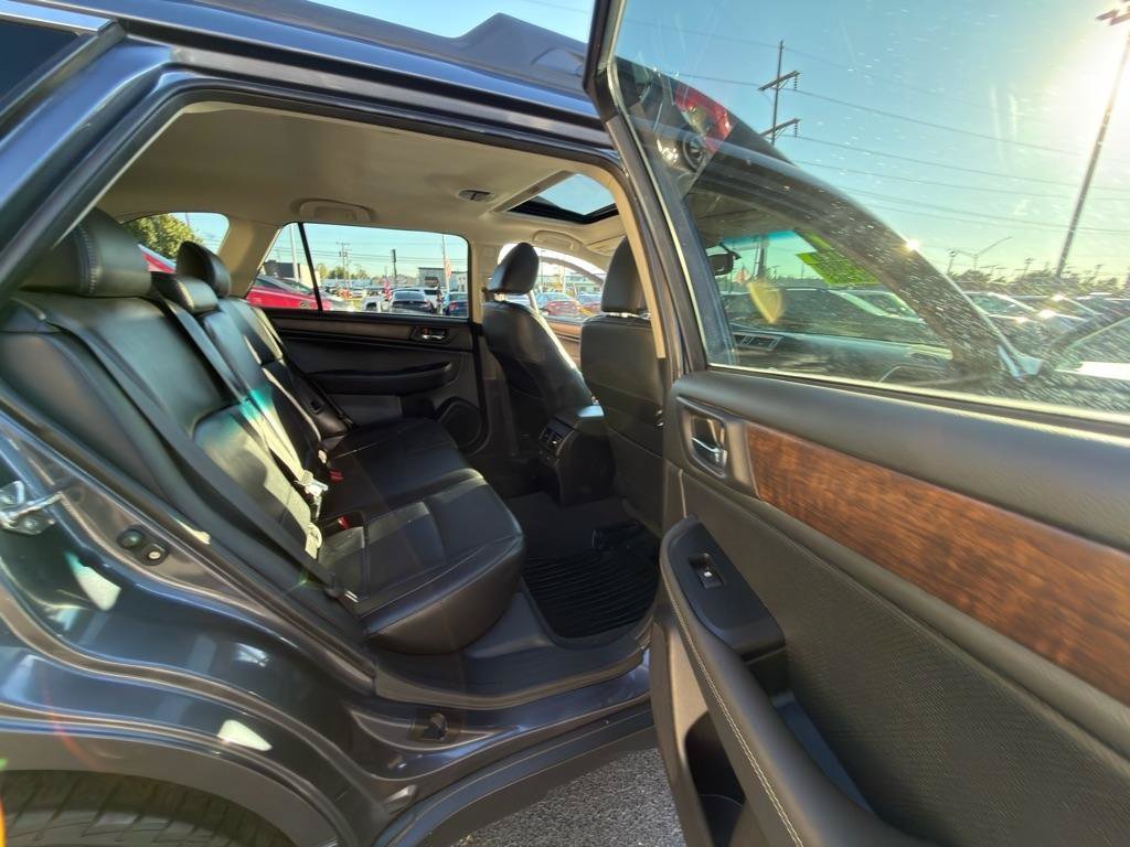 Used 2017 Subaru Outback 2.5i Limited AWD/4WD image 19