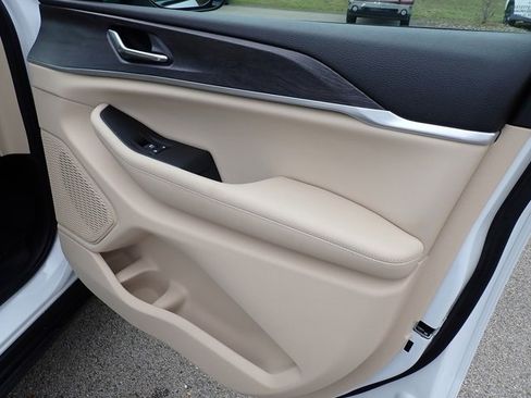 Certified 2024 Jeep Grand Cherokee Limited image 14