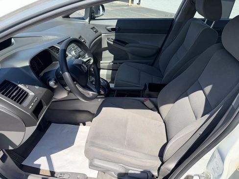 Used 2010 Honda Civic DX-VP image 10