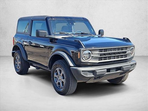 Used 2023 Ford Bronco 2-Door AWD/4WD image 3