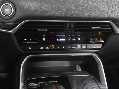 Certified 2025 MAZDA CX-90 3.3 Turbo w/ Preferred Package image 13