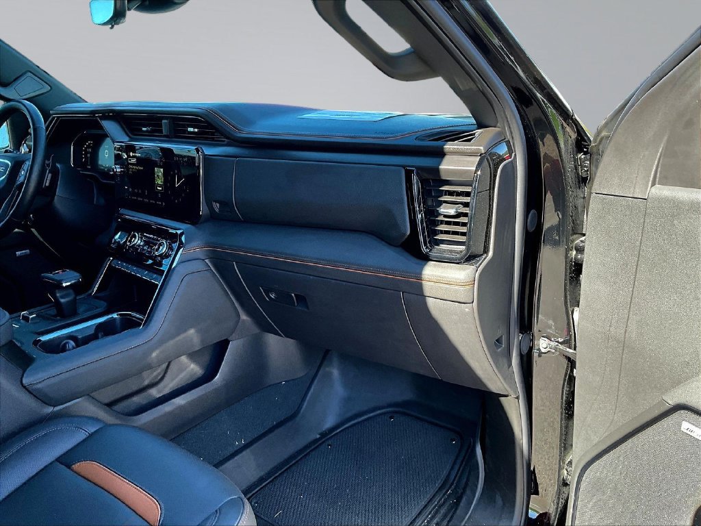 Used 2026 GMC Sierra 1500 AT4 w/ AT4 Premium Package AWD/4WD image 29