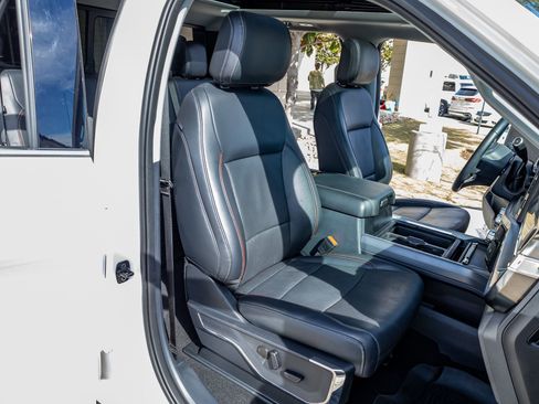 Used 2024 Ford F350 Lariat w/ Lariat Ultimate Package image 30