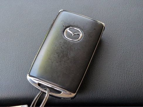 Used 2024 MAZDA CX-90 Plug-In Hybrid w/ Preferred AWD/4WD image 28