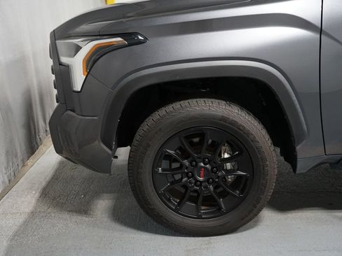 Used 2023 Toyota Tundra SR5 w/ SR5 Convenience Package AWD/4WD image 5