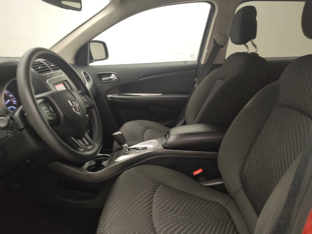 Used 2020 Dodge Journey SE FWD image 17