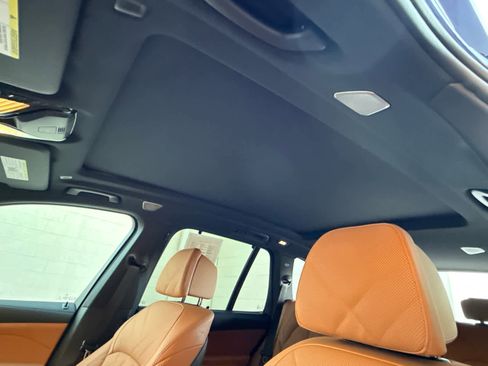 Certified 2026 BMW X5 M60i image 12