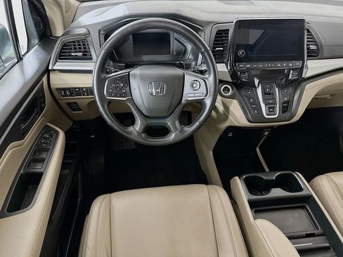 Certified 2024 Honda Odyssey EX-L image 4