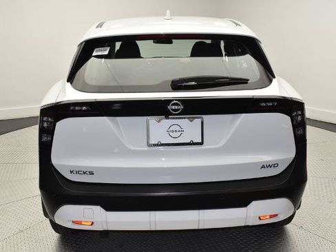 Certified 2025 Nissan Kicks S AWD/4WD image 6