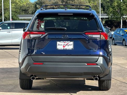 New 2025 Toyota RAV4 XLE image 5