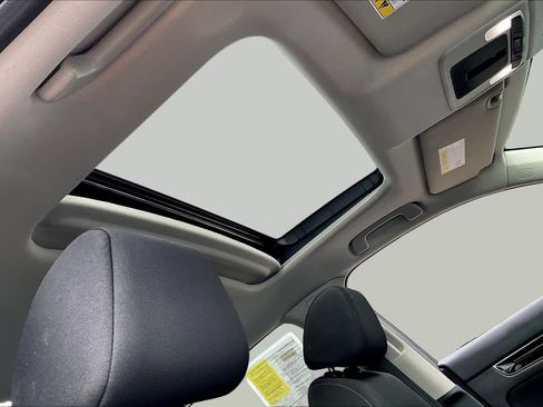 Used 2023 Honda Civic EX image 14