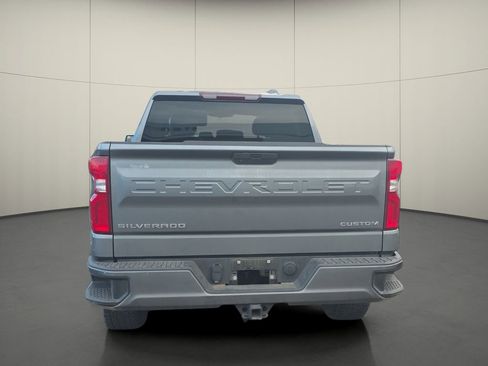 Used 2021 Chevrolet Silverado 1500 Custom image 6