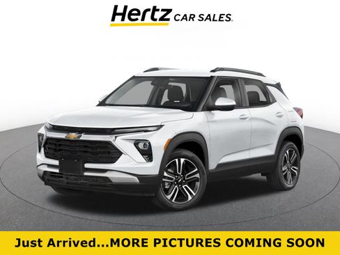 Used 2025 Chevrolet TrailBlazer LT FWD image 1