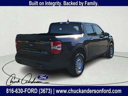 New 2025 Ford Maverick XL image 2