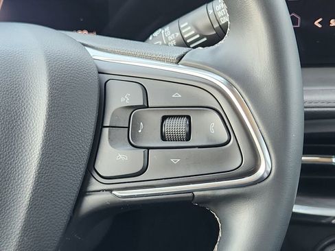 Certified 2025 Buick Encore GX Preferred FWD image 28